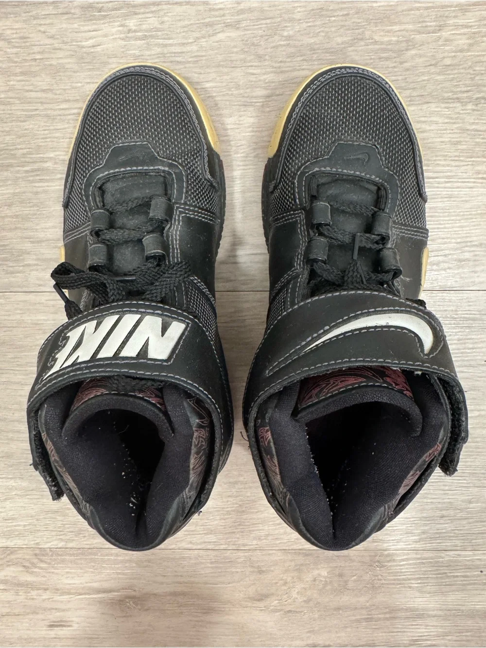 Nike Zoom LeBron 2 Black Crimson
